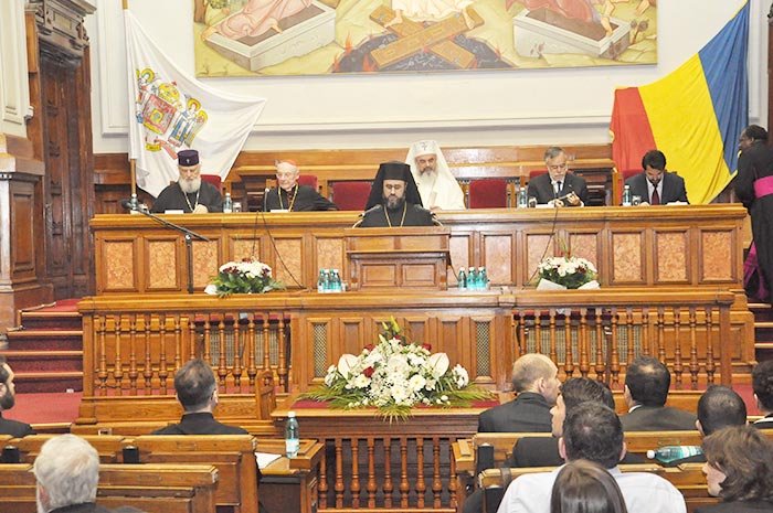 Conferinţă despre familia creştină la Patriarhie 105929