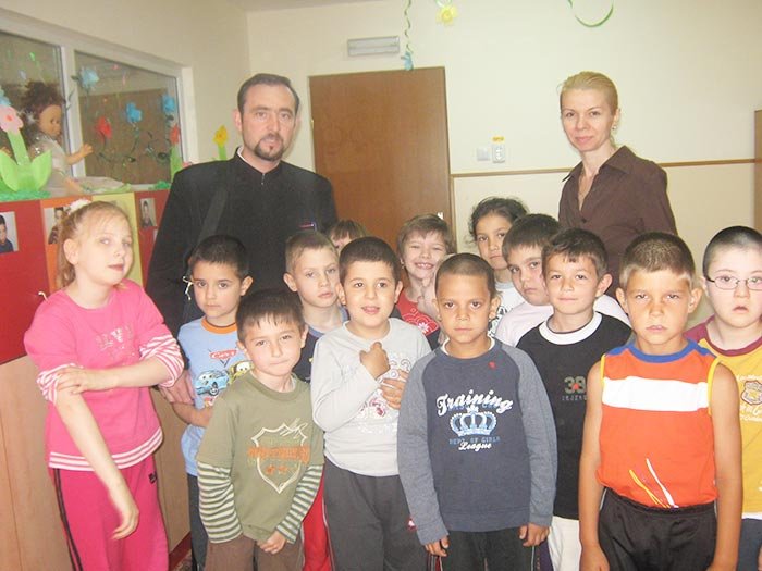 Daruri pentru copiii de la Grădiniţa Specială din Cluj-Napoca 105938