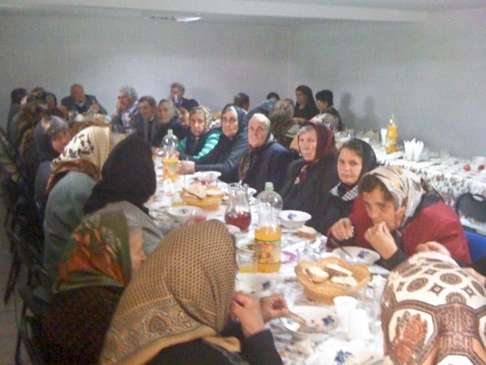 Acţiuni filantropice în Parohia Slătioara I 105976