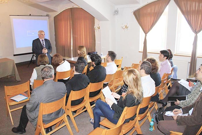 Cursuri de economia socială la Râmnic 106034