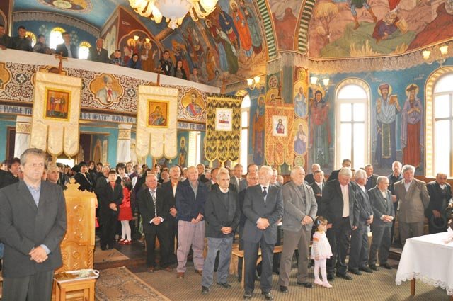 IPS Justinian, cinstit de ierarhi şi credincioşi 106036