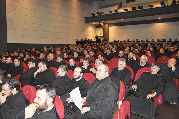 Preoţii de spital se întrunesc din nou 106019