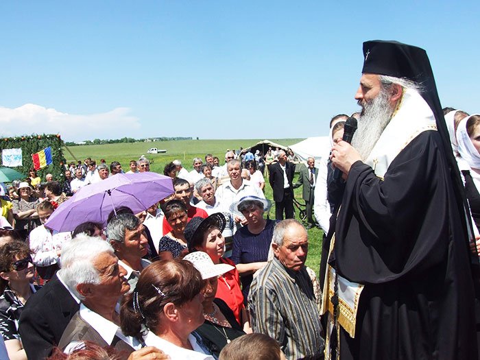 Centrul „Sfânta Cuvioasă Teodora de la Sihla“ din Humuleşti, inaugurat prin slujba de sfinţire 106074