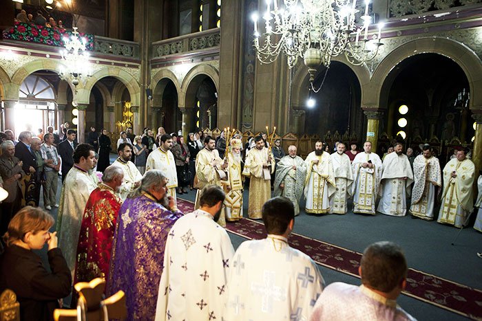 Sărbătoare jubiliară la Catedrala din Rădăuţi 106088