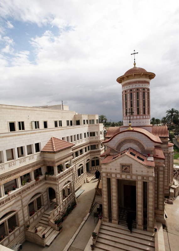 Lămuriri în legătură cu primele demersuri pentru construirea Aşezământului românesc de la Ierihon 106117