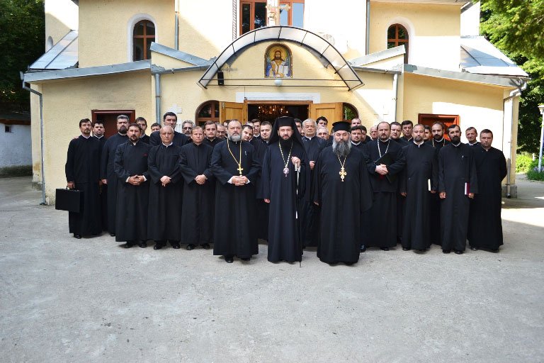 Conferinţe preoţeşti în Protopopiatele Băile Herculane şi Oraviţa 106170