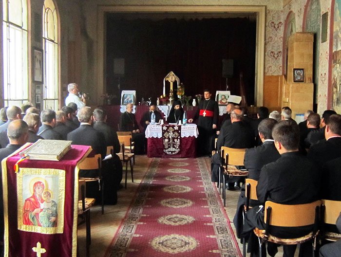 Dezbateri despre Taina Botezului în Timiş 106169