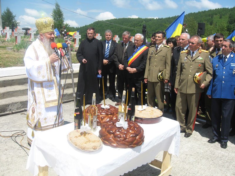 Hramuri cu liturghii arhiereşti în mai multe oraşe ale ţării 106210