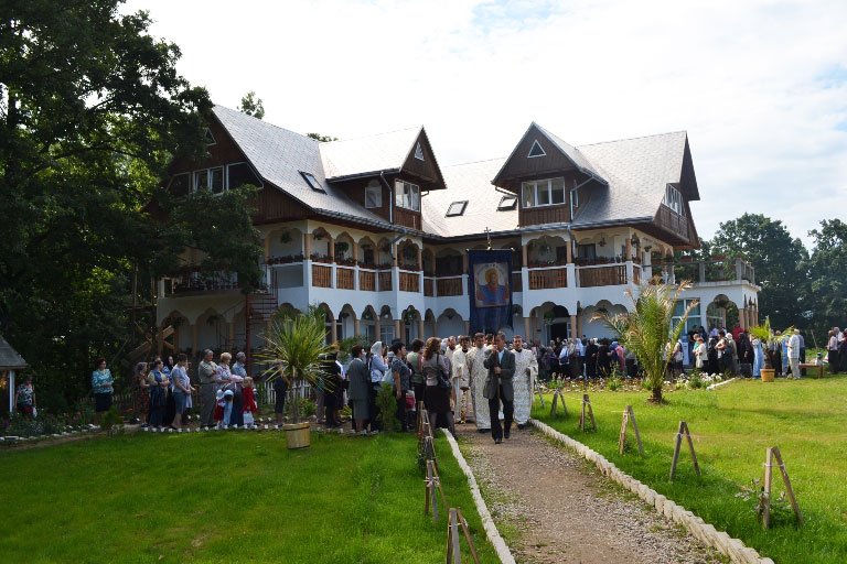 Liturghie arhierească la Schitul „Înălţarea Domnului” 106222