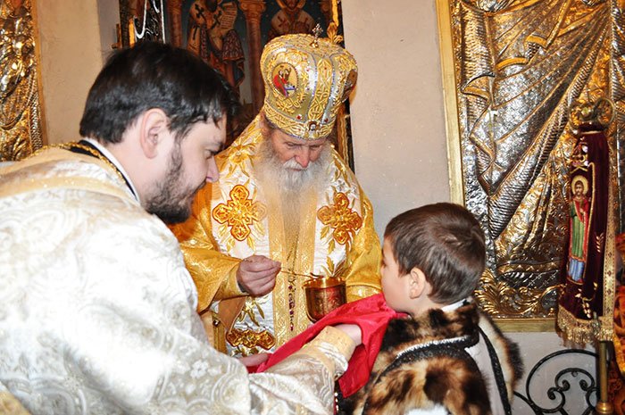 Învaţă-ţi copilul din prima vârstă să trăiască cu evlavie în lume! 106225