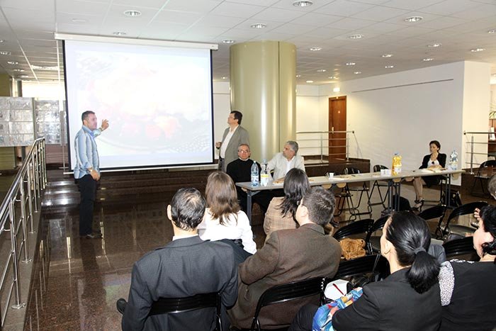 Dezbatere despre etnobotanice la Sibiu 106272