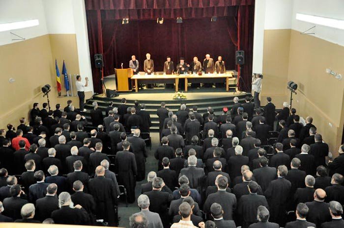 Conferinţa semestrială a preoţilor prahoveni 106347