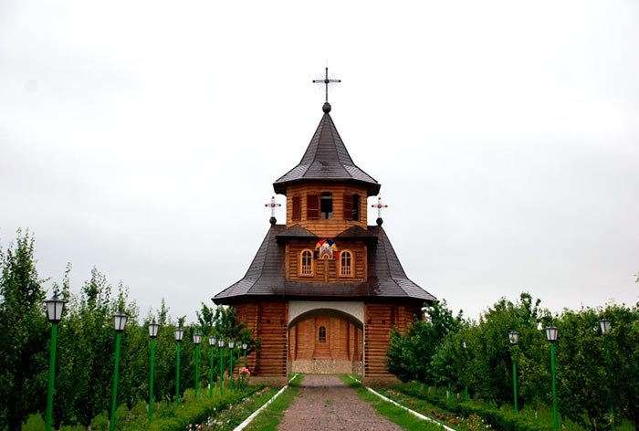 Biserici închinate Pogorârii Sfântului Duh 106395