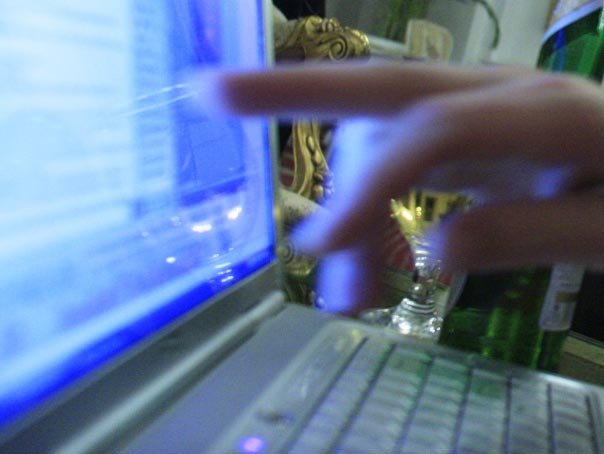 63,76% dintre absolvenţi sunt „utilizatori experimentaţi“ de limba română 106437