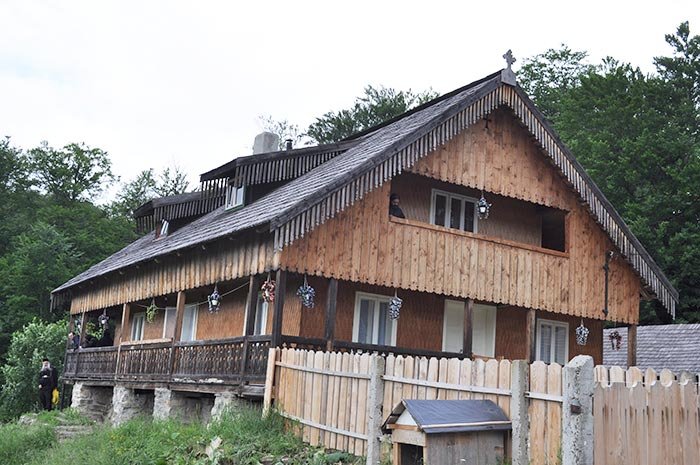 O nouă poartă către cer în judeţul Neamţ 106432