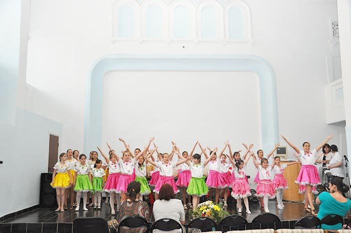 Daruri pentru 70 de copii 106475