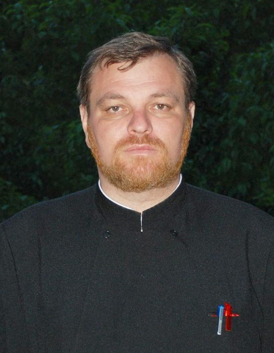 Răspunsuri duhovniceşti: Maica Domnului, darul cel mai de preţ al omenirii 106536