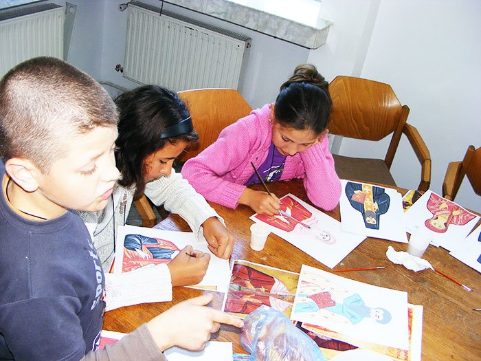 Tabere de creaţie pentru 4.600 de copii defavorizaţi 106595