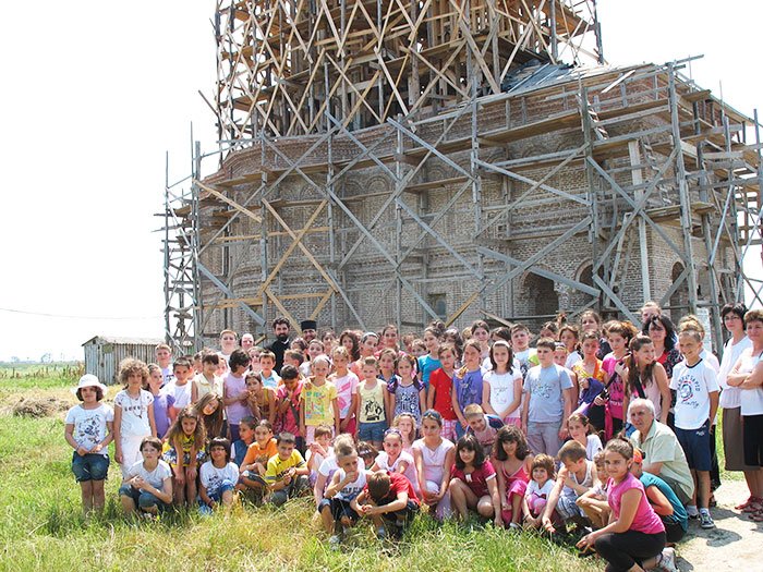 Pelerinaj la Mănăstirea Măxineni 106628