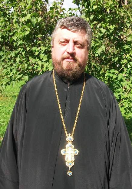 Răspunsuri duhovniceşti: Lumânarea, „isonul“ şi „ritmul“ rugăciunii 106638