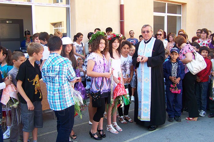 Vacanţă binecuvântată pentru elevii medieşeni 106614