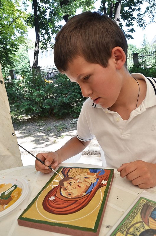 Zeci de copii descoperă meşteşugurile tradiţionale 106622