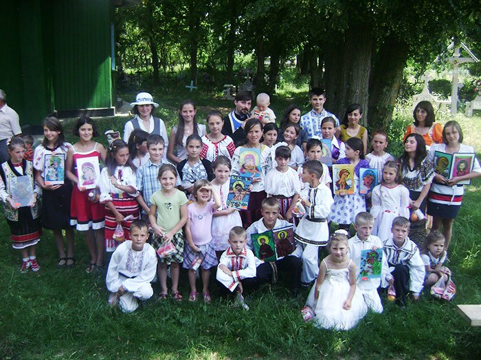 Manifestare cultural-religioasă în parohia Hudeşti 106650