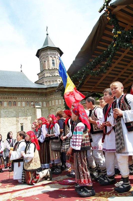 Ora de religie: „La actul educaţiei creştine trebuie să aibă acces toţi oamenii“ 106648