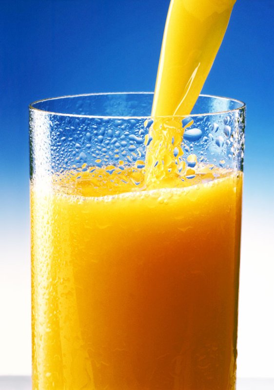 Sucurile, fie şi dietetice, dăunează sănătăţii 106641