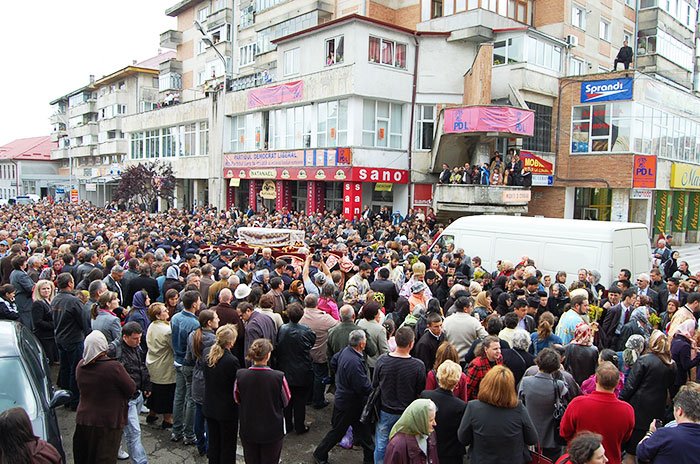 Trei ierarhi vor sluji vineri Sfânta Liturghie la Catedrala arhiepiscopală din Suceava 106645