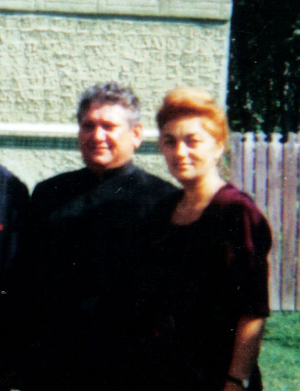 O familie de slujitori a păşit împreună la Domnul 106689