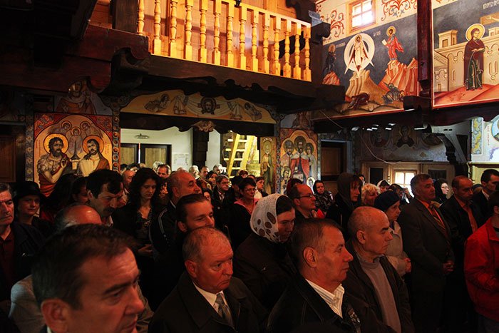 Slujirile ierarhilor din Transilvania 106696