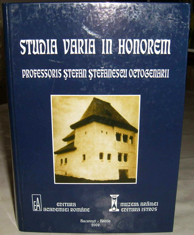 Volum omagial pentru academicianul Ştefan Ştefănescu 106679