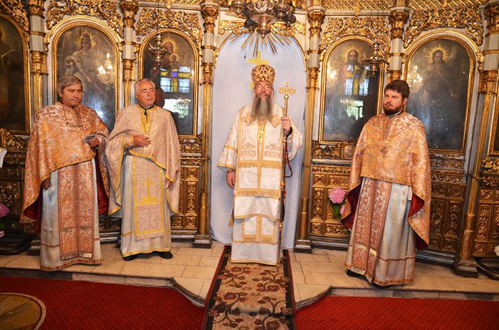 Biserica Grecescu din Severin şi-a serbat hramul 106814