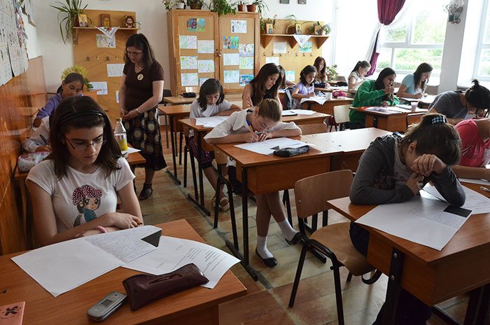 Centru special de înscriere pentru elevii din alte judeţe 106828