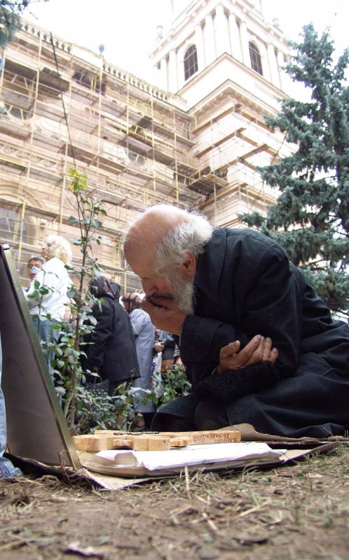 Cum poate omul să se nască, fiind bătrân? 106823