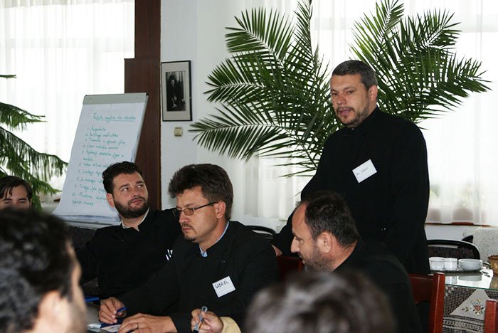Preoţii, instruiţi la Mănăstirea „Sfânta Ana“ 106840