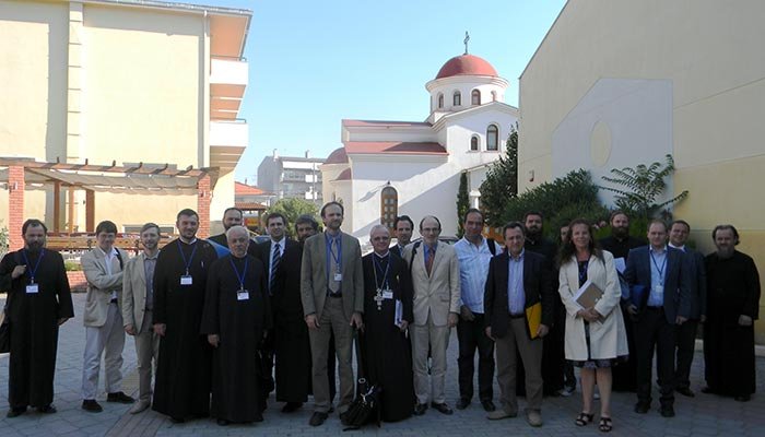 Simpozion Internaţional de Teologie Dogmatică la Tesalonic 106851