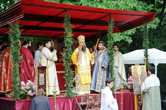 Sărbătoarea bisericii Institutului Clinic Fundeni 106877