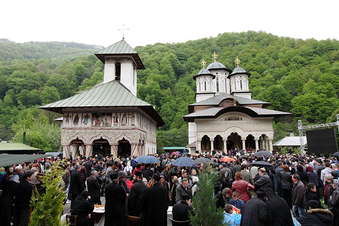 Candela isihiei din Defileul Jiului 106903