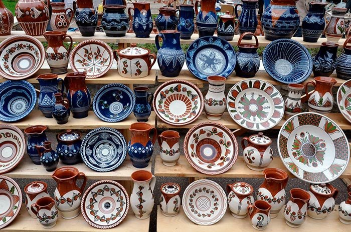 Oalele de lut îşi spun povestea în dealul Copoului 106901