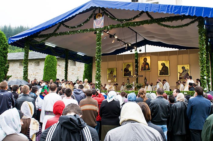 Mănăstirea Putna şi-a cinstit ocrotitorul 106928