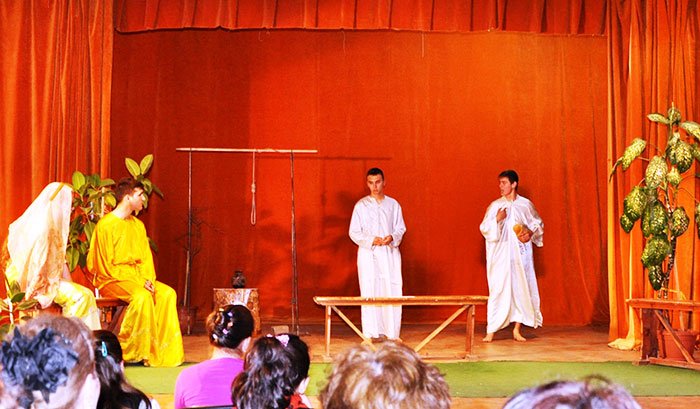 Mărturie creştină prin artă teatrală 106977