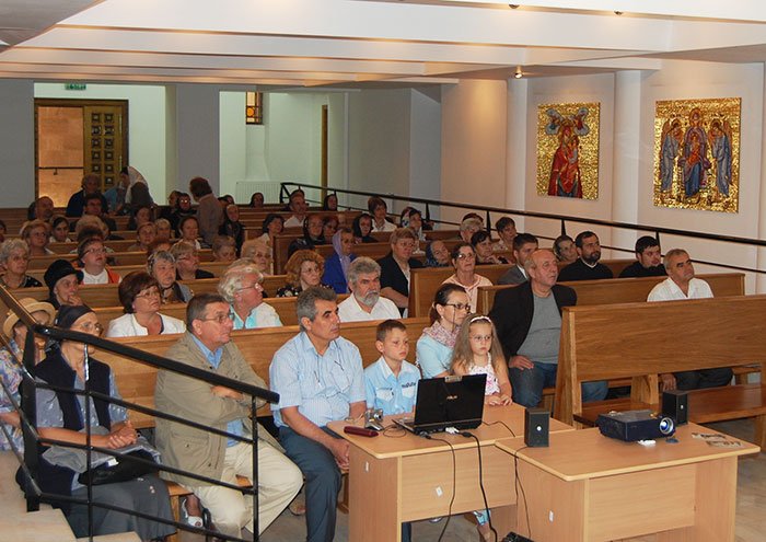 Pomenirea preotului Ioan Olariu 107001
