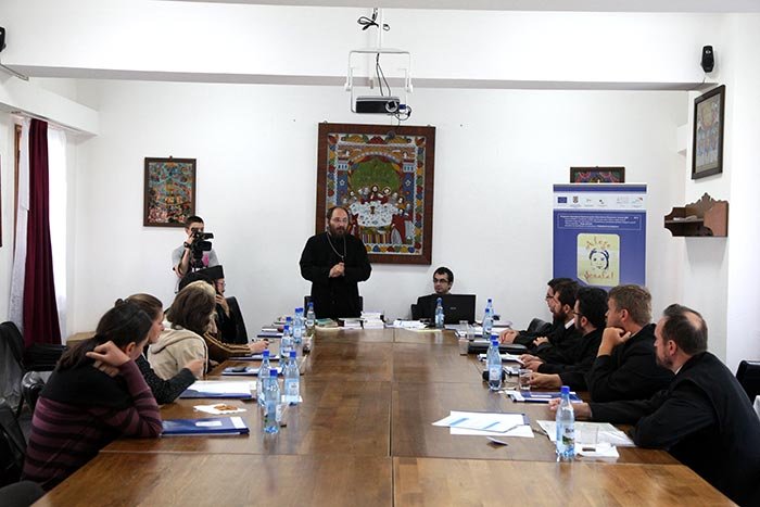 Sesiune de formare „Alege şcoala!“ în Mitropolia Ardealului 107057