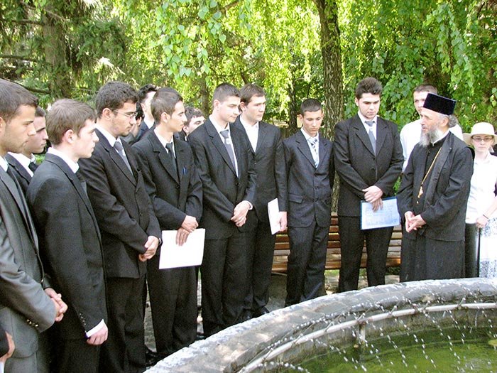 Binecuvântare pentru înscrierea la facultăţile de teologie 107197