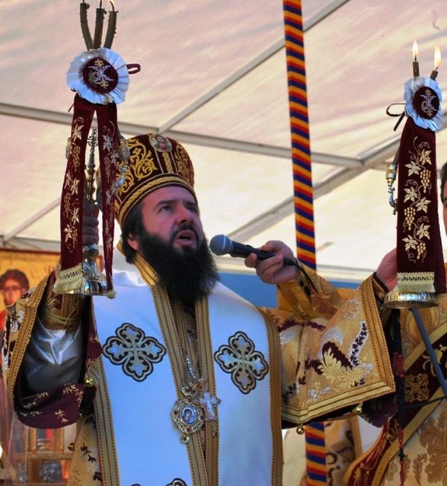 Slujire chiriarhală în Duminica a V-a după Rusalii 107235