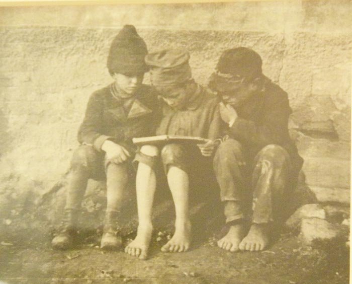 Despre plăcerea de a citi, cu fotograful André Kertész 107268