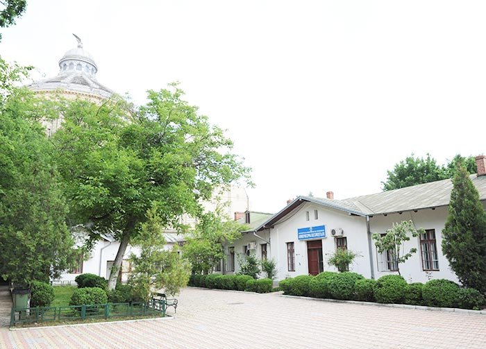 Examene pentru teologii Arhiepiscopiei Bucureştilor 107284