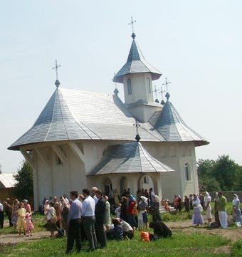 Hramul Mănăstirii Eşanca din judeţul Botoşani 107305